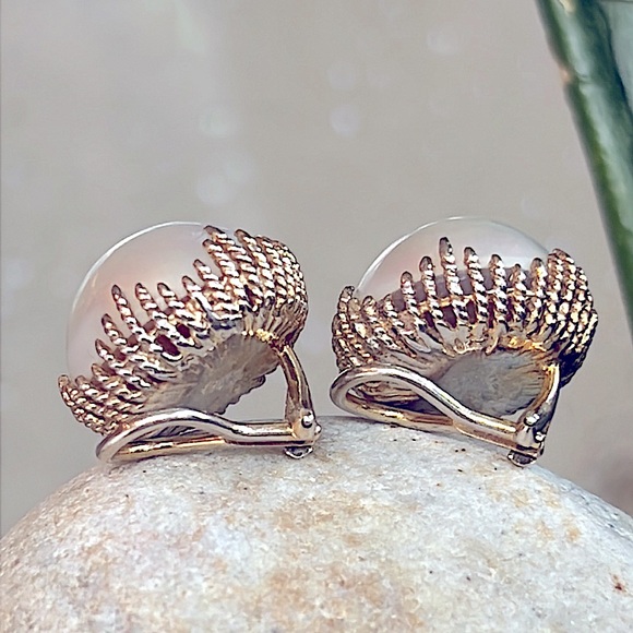 14 karat gold, and 17 mm pearl earrings - Picture 3 of 7